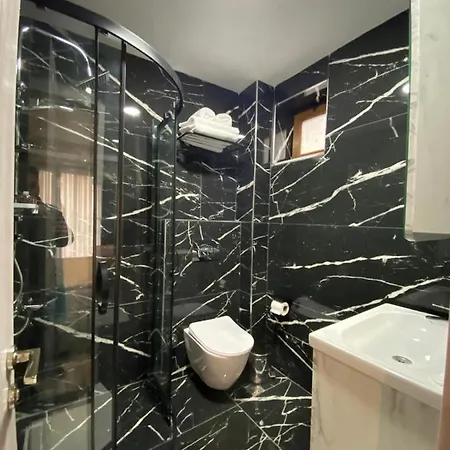 Blue Ottoman فندق