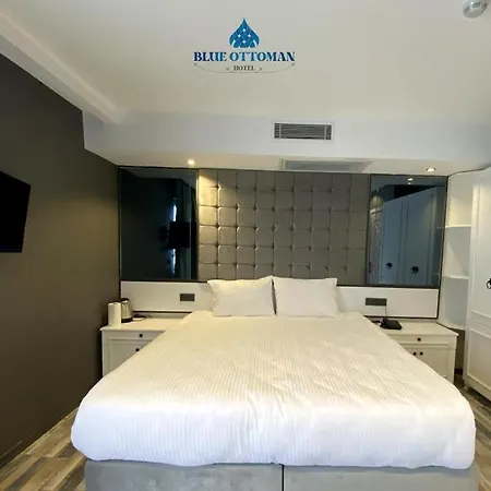 Otel Blue Ottoman
